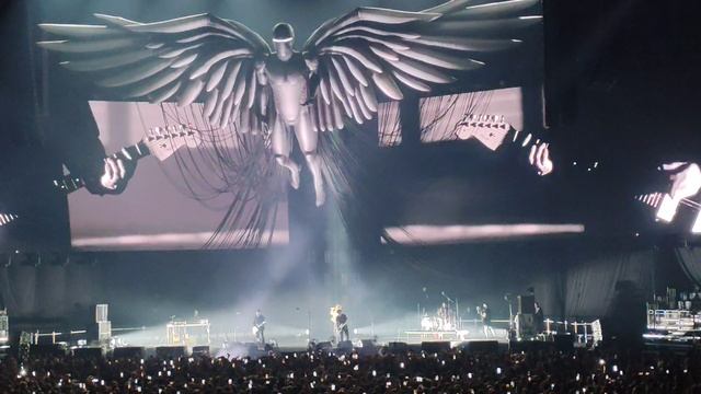 "Как в старом кино" Концерт Xolidayboy ВТБ Арена 21.11.2025 смотреть онлайн