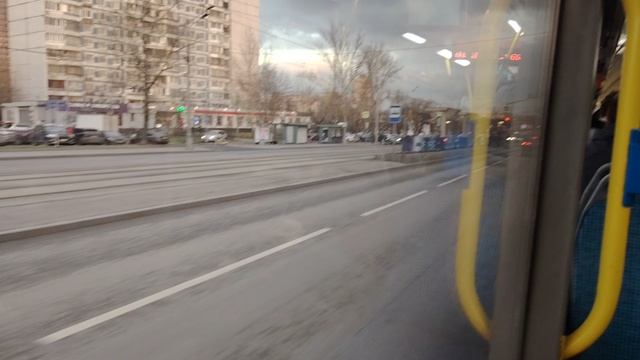 Поездка на автобусе ЛиАЗ 5292 борт 192817, по маршруту 687 смотреть онлайн