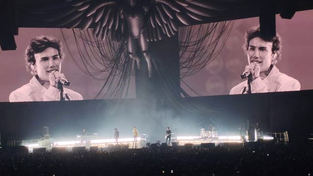 "Мотыльки" Концерт Xolidayboy в Москве ВТБ Арена 21.11.2025 смотреть онлайн