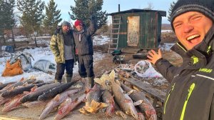 ЭТО КАКОЕ-ТО КОСЕВО, А НЕ РЫБАЛКА! ЩУКА СОШЛА С УМА! Первый лёд часть 3