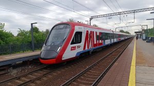 Метро Москвы МЦД-1 красивая подборка проезд поезда Иволга 2.0 и Аэроэкспресс в Шереметьево