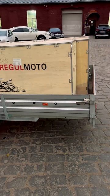 Еще приехали мотики и разная техника, напоминаю что отправляем по всей РФ #мото #эндуро #regulmoto смотреть онлайн