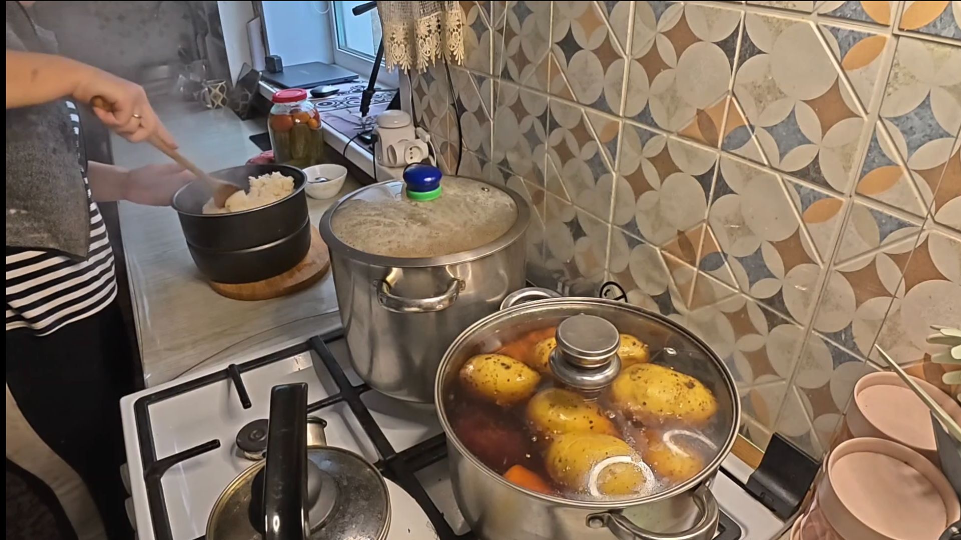 Много не значит надо и Только сейчас я это поняла смотреть онлайн