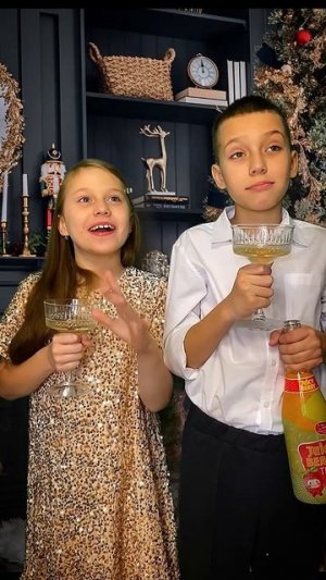 Это мы загадываем под бой курантов...😅 #юмор