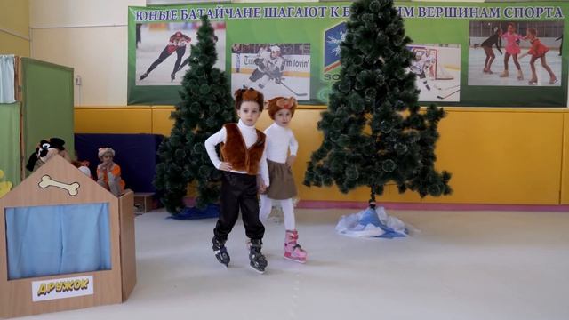 Детский театр на коньках «Юные таланты». Инсценировка сказки «Заяц портной». смотреть онлайн