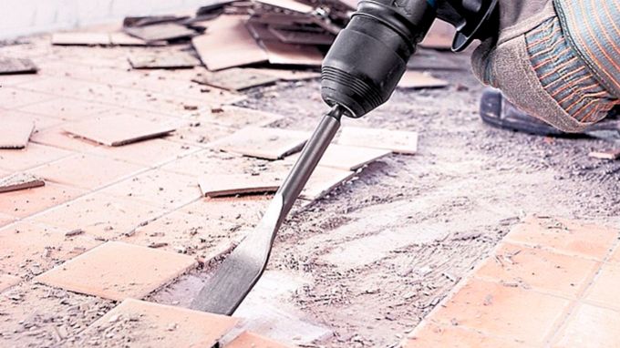 Как снять плитку напольную. смотреть онлайн