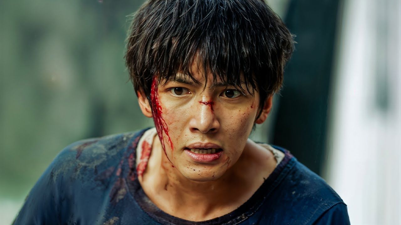 ЛУЗЕР в жизни, ГЕРОЙ в сети, теперь его ИГРА стала СМЕРТЕЛЬНОЙ! | ПЕРЕСКАЗ ФИЛЬМА смотреть онлайн