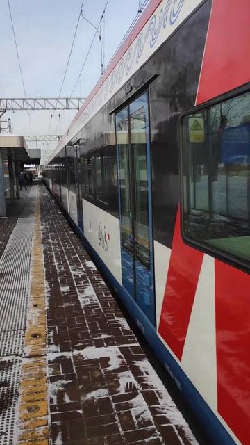 Электропоезд "ИВОЛГА 2.0" на платформе Бескудниково МЦД-1