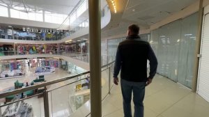 ВЛОГ Лёша затащил МЕНЯ на РЫНОК ! Ищем кожаную куртку в Анапе для мужа !