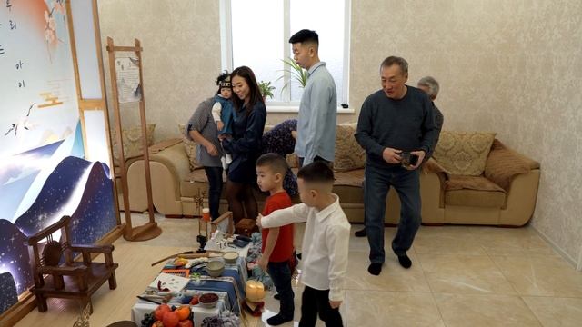 Асянди под Новый год! Корейский утренний столик! смотреть онлайн