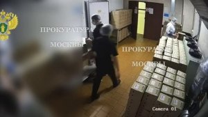 ‼️Рабочий упал в шахту лифта на улице Прянишникова‼️