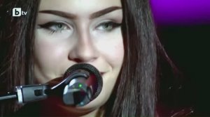 HOT Girls Who Can Sing SLAY Their Auditions On The Voice!