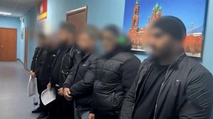 Семь человек задержали за хищение выплат участников СВО на Урале: видео.