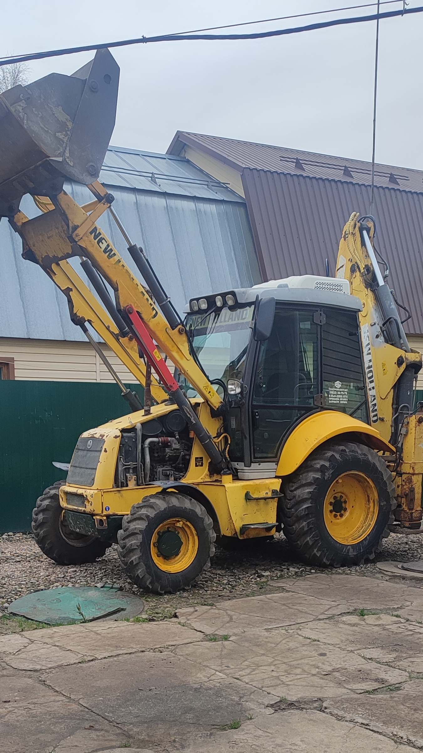 Устанавливаем маяк (люстру) на Экскаватор погрузчик. смотреть онлайн