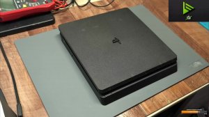 PS4 Slim BLOD с жетким диском, без диска инит. Жесткий другой ставили.