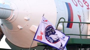 Финишная прямая: установка ракеты-носителя на космодроме Байконур