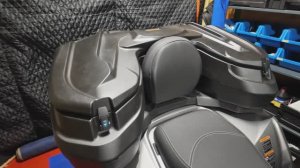 Установка кофра Tesseract для квадроцикла Loncin X‑Wolf 300 c дополнительной канистрой на 10 литров