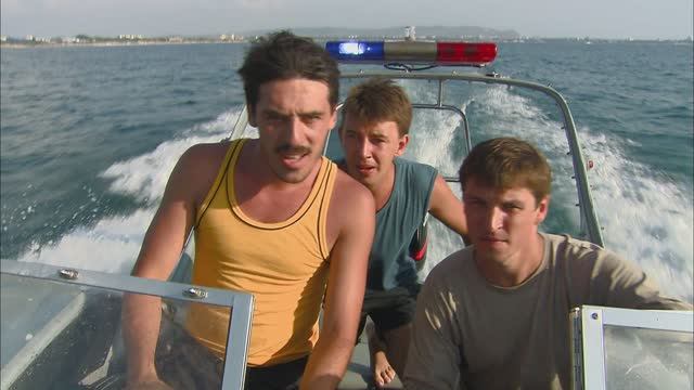 МОРСКОЙ ПАТРУЛЬ - 2 серия смотреть онлайн