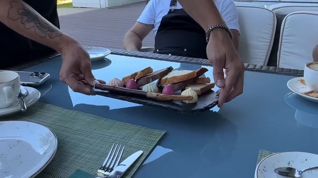 ВЛОГ Едем на море ! Купили новый видеорегистратор для машины ! Мой новый маникюр ! Ресторан 20/19 смотреть онлайн