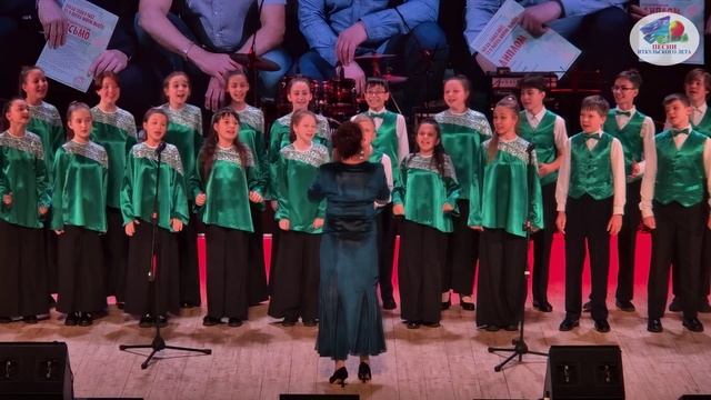 "Семья всего дороже" песня Ольги Солодовниковой на стихи Натали Самоний смотреть онлайн