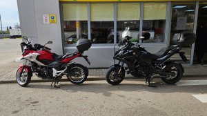 Honda NT1100D v.s. Honda NC750XD краткий сравнительный обзор
