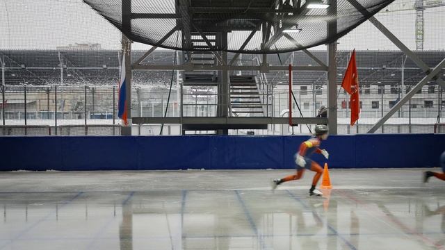 Репортаж. Всероссийские соревнования по конькобежному спорту «Памяти Б.А.Шилкова» смотреть онлайн