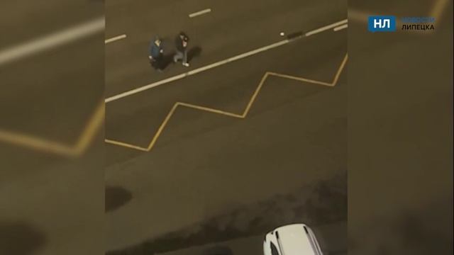 Ночные стрелки устроили пальбу в жилом микрорайоне Липецка смотреть онлайн