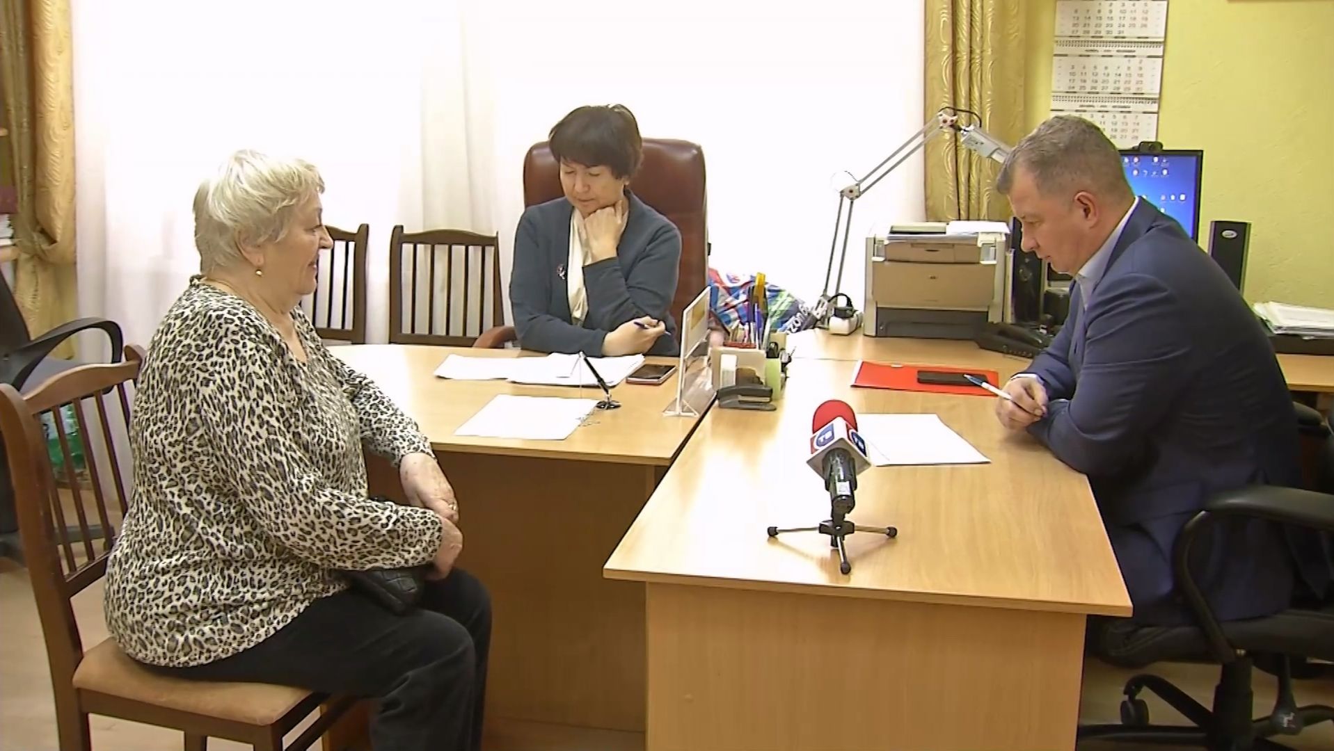 Глава В.Сизиков провел ноябрьский прием граждан смотреть онлайн