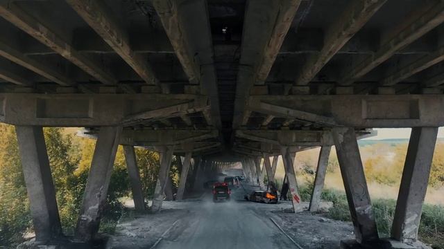 "Свои" Трейлер смотреть онлайн