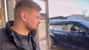 ВЛОГ Лёше пришлось обратиться к врачу  Перекрасили бампер на машине / Алиса захотела пюрешку !