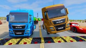 МУЛЬТИКИ ПРО МАШИНКИ. Гонка на выживание: лава, кочки и звуковые сюрпризы!