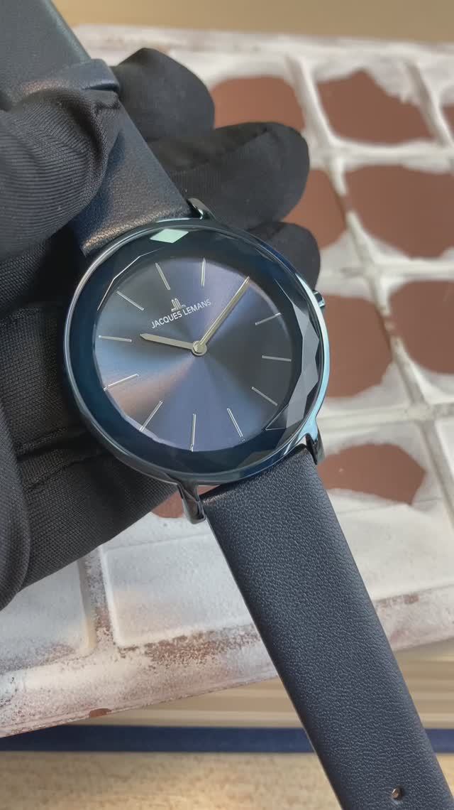 1-2054C, наручные часы Jacques Lemans смотреть онлайн