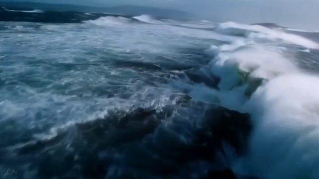 СЕРГЕЙ ВЕСТНИК
Для старшего матроса Матвея мир сжался до одной точки: выжить. Он больше не был часть смотреть онлайн