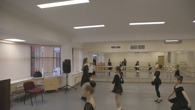 C54A9802Slow смотреть онлайн