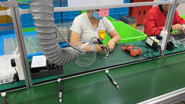 Сборка щеток на линии