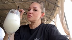 ВЛОГ Саша и Айгуль вернулись из Крыма ! Гуляем по Анапе с Алисой ! Лёша готовит МАСТАВУ !