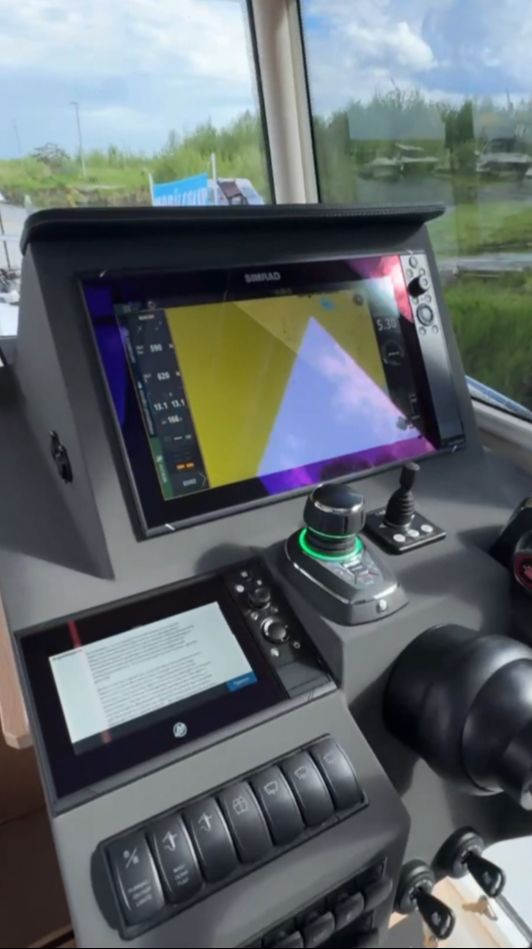 Один только факт присутствия делает волну спокойней! Nord Star 28+ не знает плохой погоды!!! смотреть онлайн