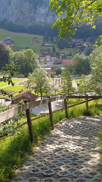 Лаутербруннен, Швейцария - Тихая альпийская деревня смотреть онлайн
