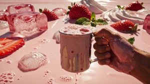 МУЖИК БЕГАЕТ И ПЬЕТ ВКУСНЯТИНУ В РАЗНЫХ МИРАХ! ДА! ИМЕННО ТАК! КРУТО ВЕДЬ! РЕАКЦИЯ