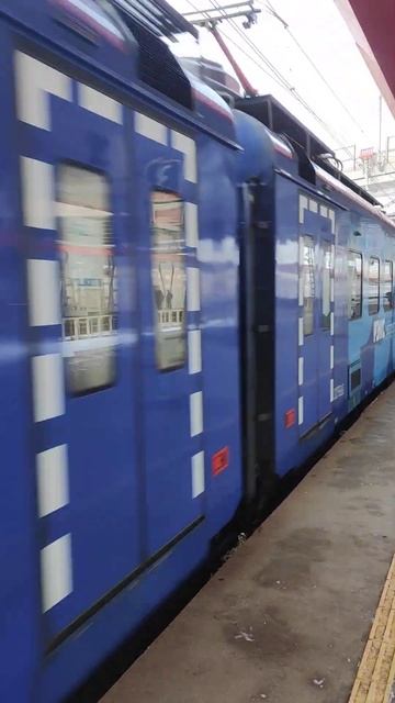 "РЭКС" электропоезд ЭП2Д на платформе Окружная