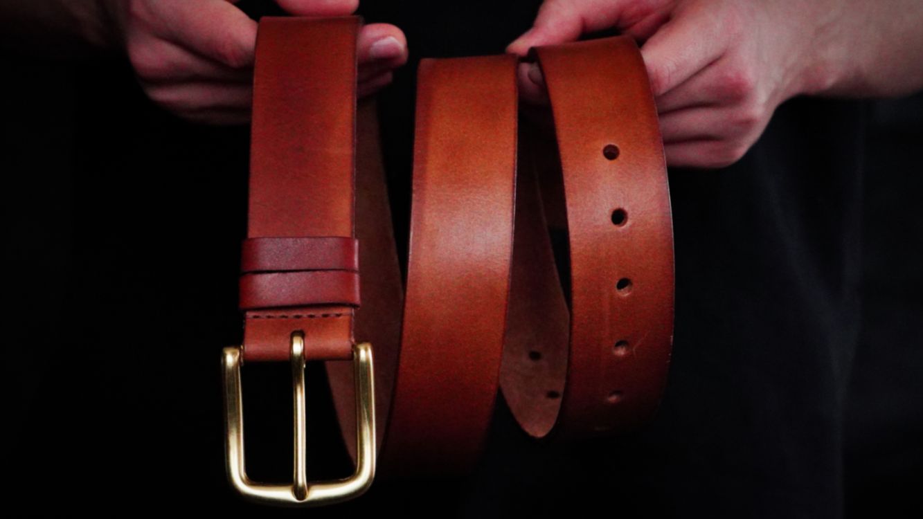 Как сделать ремень. Работа с кожей.