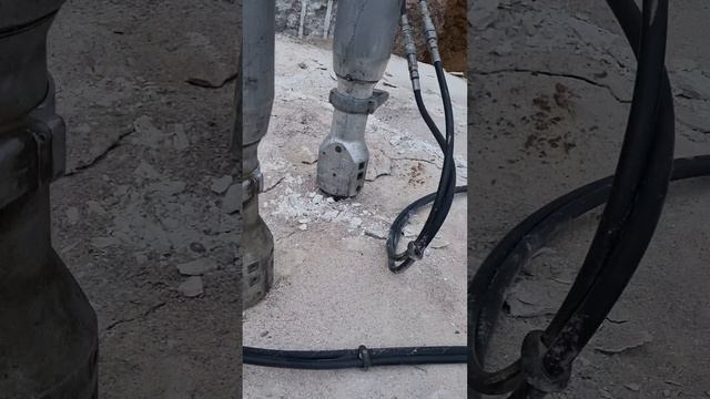 Как разрушают валуны на строительных объектах