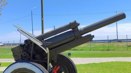 Артиллерия, артиллерия и еще раз артиллерия смотреть онлайн