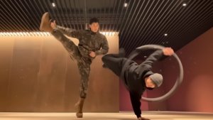 Новое видео Чонгука, где он танцует с Ча Ыну, шокирует миллионы фанаток!