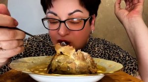 В сети активно обсуждают Диброва🤷♂️/Действительно ли он забыл ее застегнуть/Мукбанг перед обедом