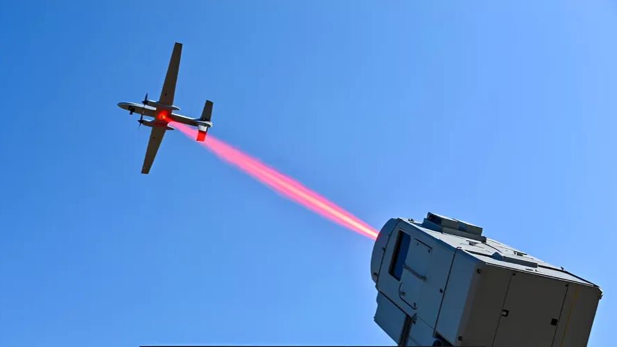 Самая большая пушка и Трамп отец истребителя шестого поколения. Новости техники на Rutube 2025. смотреть онлайн