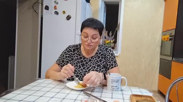 ОБЫЧНАЯ ЖИЗНЬ В СЕЛЕ// КАК НЕ ВСПОМНИТЬ!! смотреть онлайн