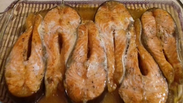 Форель запеченная в духовке. Сочный и вкусный рецепт