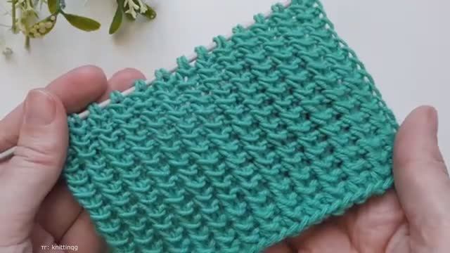 Как связать простой узор спицами из остатков пряжи для пледов? Легкий мастер-класс смотреть онлайн