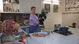 25 ноября ｜ готовлю завтрак и общаюсь ｜ где это увидеть？ Зачем летели в Новосиб？ (720p)